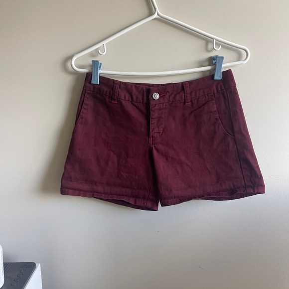 Dickies Women's Dark Red Shorts Size 3 - Picture 1 of 5